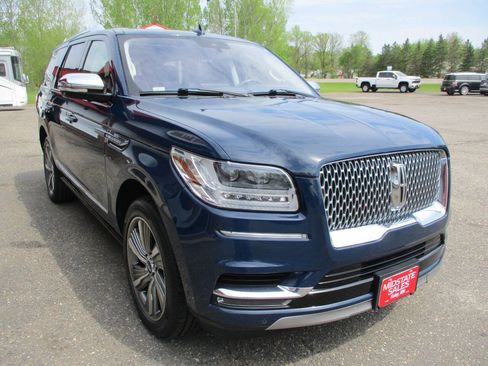 Used 2018 Lincoln Navigator Black Label AWD/4WD image 12