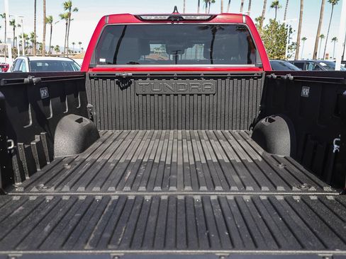 Used 2024 Toyota Tundra Limited AWD/4WD image 27