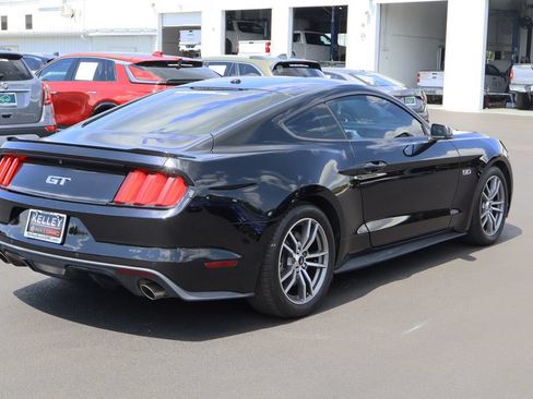 Used 2015 Ford Mustang GT Premium w/ Equipment Group 401A RWD image 9