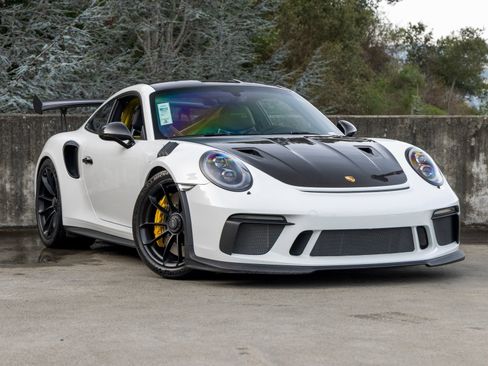 Used 2019 Porsche 911 GT3 RS image 6