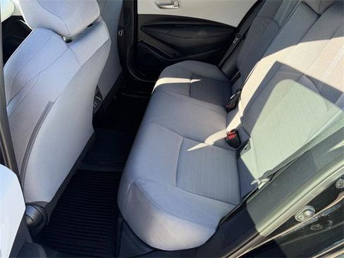 Certified 2025 Toyota Corolla SE image 20