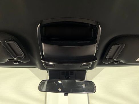 Used 2025 Toyota Camry SE image 51