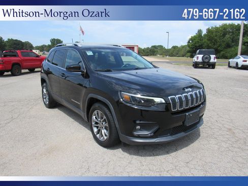 Used 2019 Jeep Cherokee Latitude Plus FWD image 22