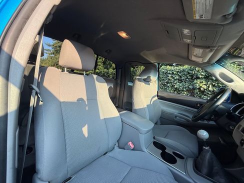 Used 2008 Toyota Tacoma X-Runner RWD image 35
