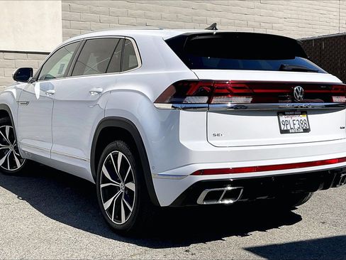 Certified 2024 Volkswagen Atlas Cross Sport SEL Premium R-Line image 10