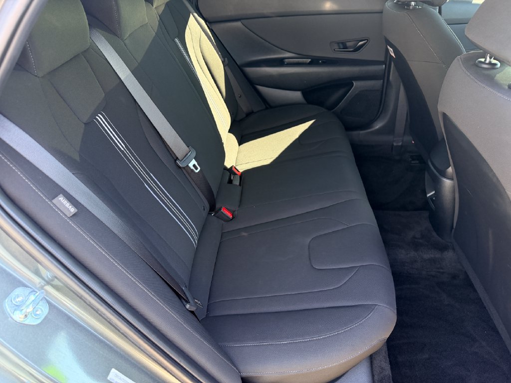 Certified 2025 Hyundai Elantra Sport FWD image 13