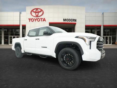 New 2026 Toyota Tundra SR5 image 16