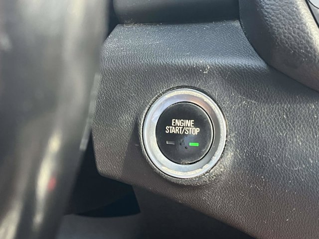 Used 2019 GMC Terrain SLT w/ Preferred Package FWD image 33