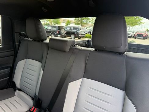 Used 2025 Toyota Tacoma TRD Sport image 30