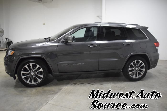 Used 2017 Jeep Grand Cherokee Overland w/ Jeep Active Safety Group AWD/4WD image 2