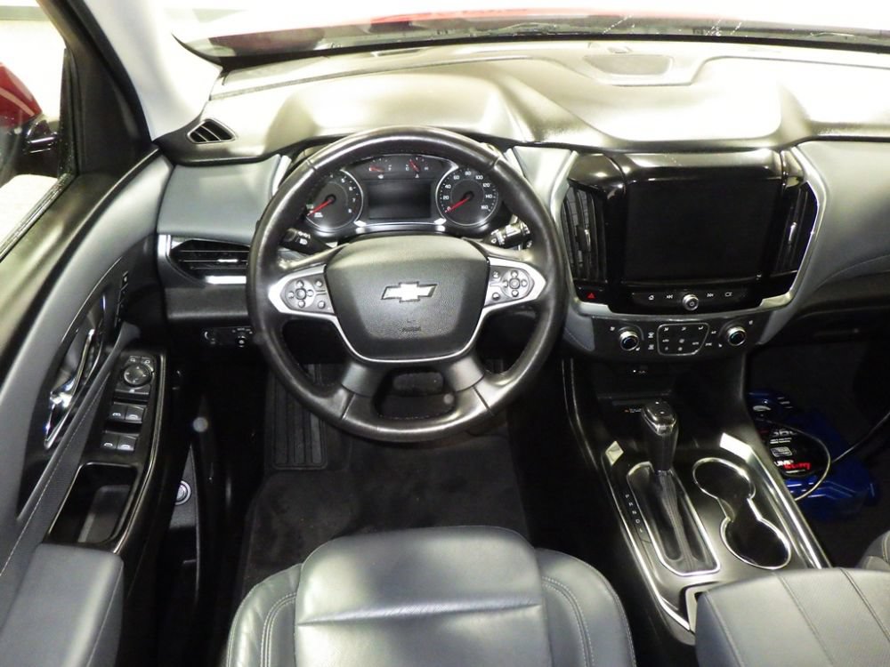 Used 2020 Chevrolet Traverse Premier w/ LPO, Cargo Package AWD/4WD image 9