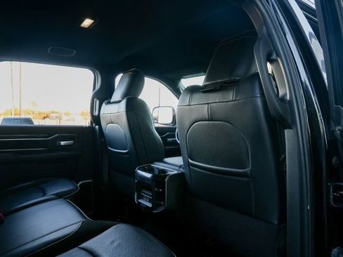 Used 2020 RAM 3500 Laramie w/ Night Edition image 39