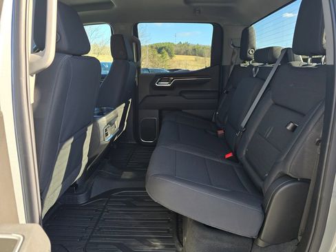 New 2026 GMC Sierra 1500 Elevation image 10