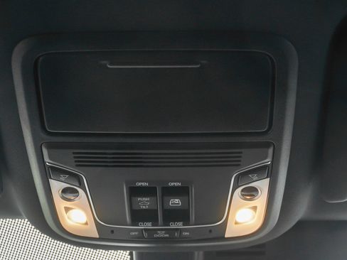 Used 2022 Honda Ridgeline Black Edition image 31