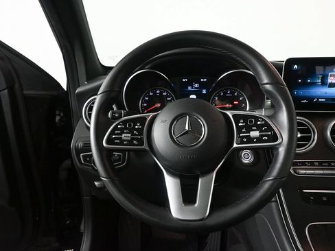 Certified 2022 Mercedes-Benz GLC 300 image 2
