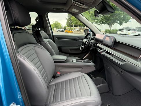 Certified 2024 Kia EV9 Land AWD/4WD image 12