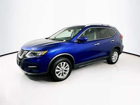 Used 2018 Nissan Rogue SV w/ Premium Package image 4