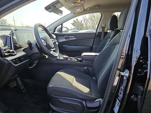 Certified 2023 Kia Sportage LX image 14