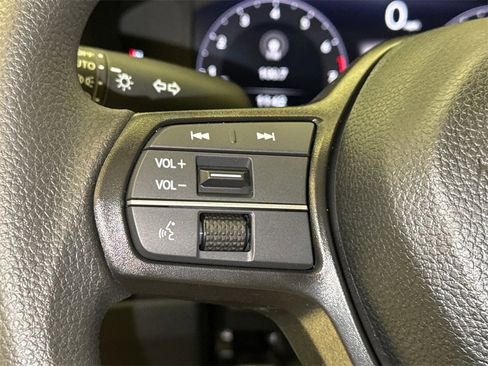 New 2025 Honda Accord SE image 29