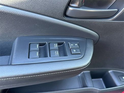 Used 2025 Honda Ridgeline Sport image 11