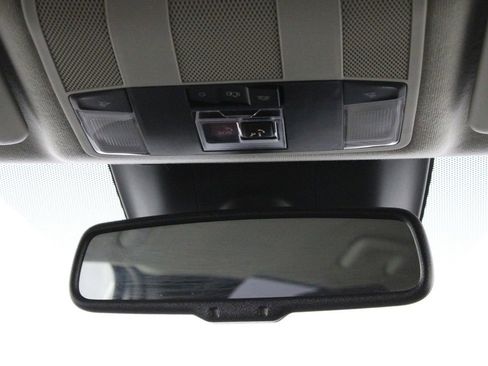 Used 2025 Mitsubishi Eclipse Cross SE image 28