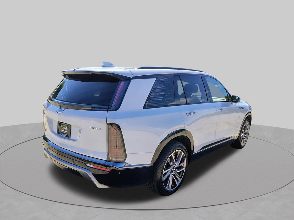 Used 2026 Cadillac Vistiq Sport w/ LPO, Floor Liner Package AWD/4WD image 9