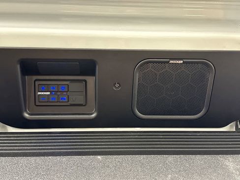 New 2025 GMC Sierra 2500 Denali Ultimate w/ Max Trailering Package image 18