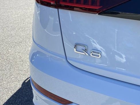 Used 2023 Audi Q8 Premium w/ Convenience Package AWD/4WD image 34