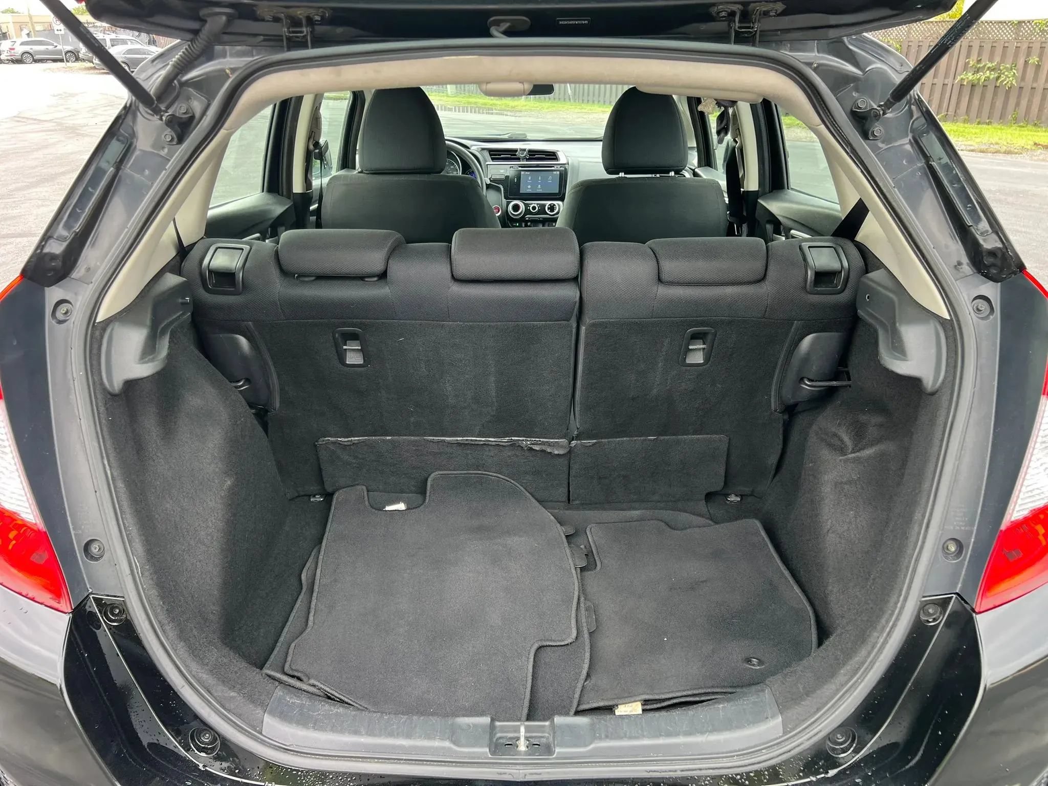 Used 2015 Honda Fit EX image 38