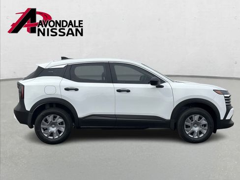 New 2026 Nissan Kicks S image 8