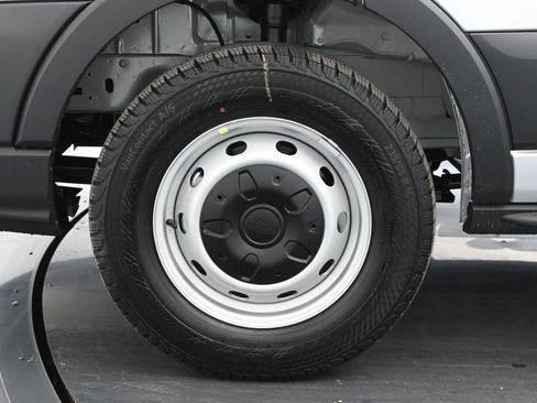 New 2026 Ford Transit 250 148 Medium Roof w/ Load Area Protection Package image 18