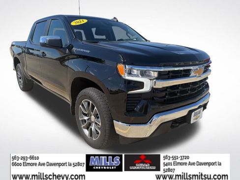 Used 2024 Chevrolet Silverado 1500 LT AWD/4WD image 7