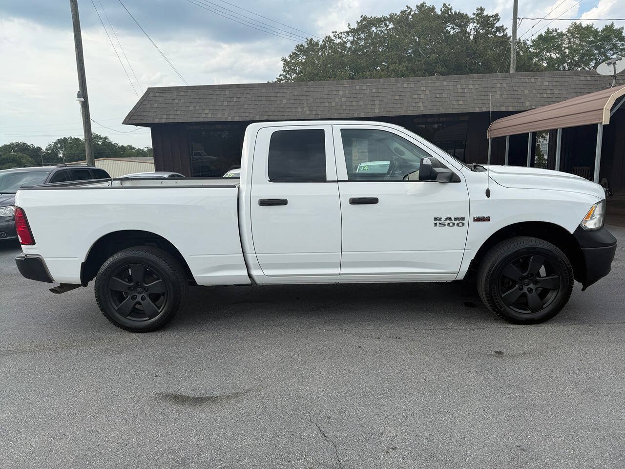 Used 2014 RAM 1500 Tradesman w/ Popular Equipment Group AWD/4WD image 2
