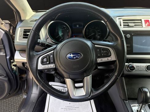 Used 2016 Subaru Outback 3.6R Limited AWD/4WD image 10