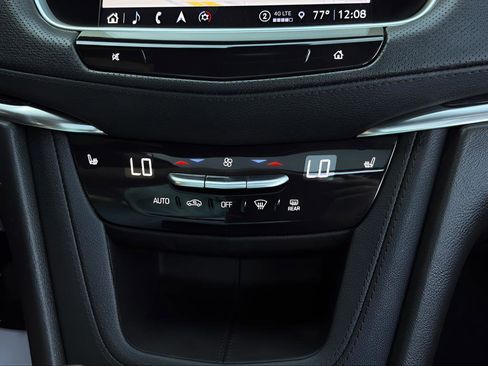 Used 2022 Cadillac XT5 Premium Luxury w/ Technology Package image 32