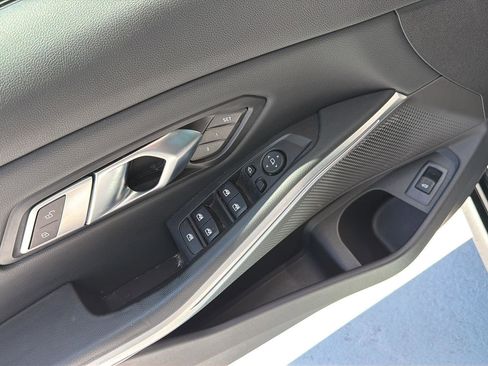 Certified 2023 BMW 330i Sedan w/ Convenience Package RWD image 33