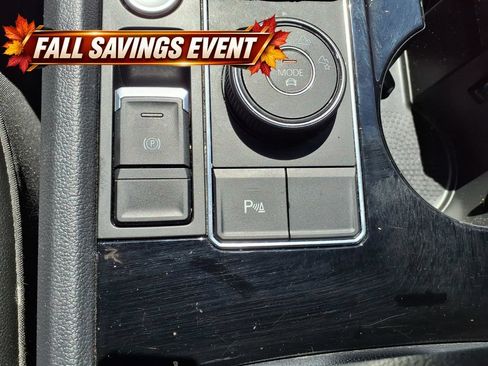 Used 2022 Volkswagen Atlas SE AWD/4WD image 23