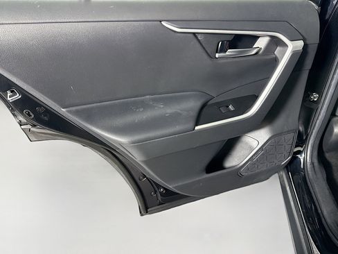 Used 2021 Toyota RAV4 XLE image 26