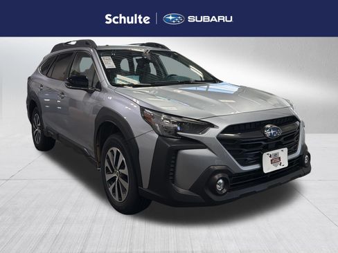 Certified 2024 Subaru Outback Premium AWD/4WD image 1