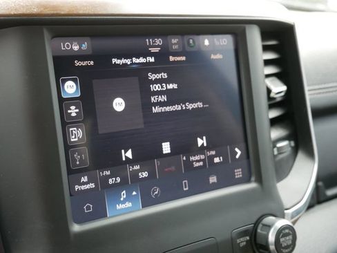 Used 2022 RAM 1500 Laramie AWD/4WD image 21