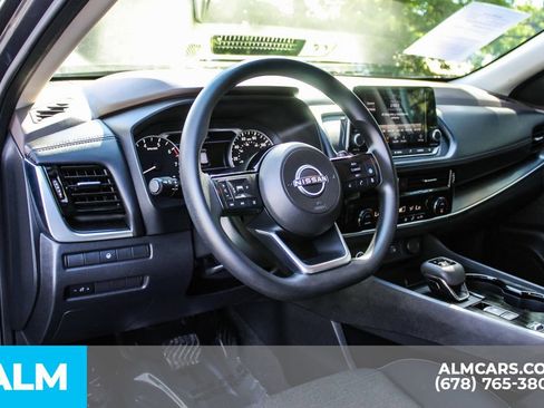 Used 2022 Nissan Rogue SV FWD image 30
