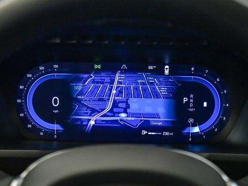 Certified 2025 Volvo XC90 B5 Plus w/ Protection Package Premier image 26