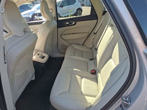 Certified 2023 Volvo XC60 B5 Plus w/ Climate Package image 10