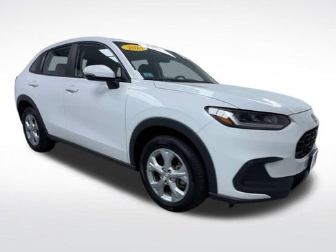 Used 2024 Honda HR-V LX image 2