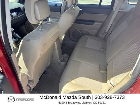 Used 2015 Jeep Patriot Latitude AWD/4WD image 11