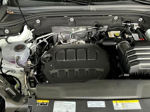 New 2026 Volkswagen Atlas SE image 30