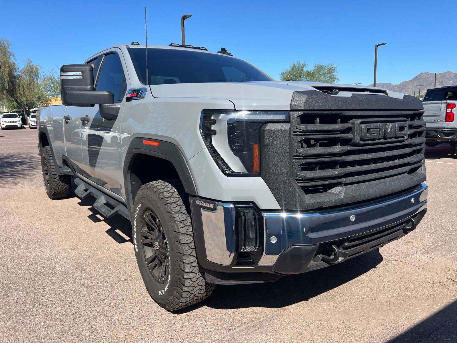 Used 2025 GMC Sierra 3500 Pro w/ 1SA Pro Safety Plus Package AWD/4WD image 3