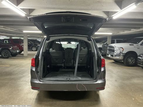 Used 2023 Honda Odyssey Touring image 10