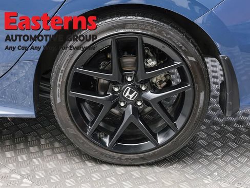 Used 2025 Honda Civic Sport image 8