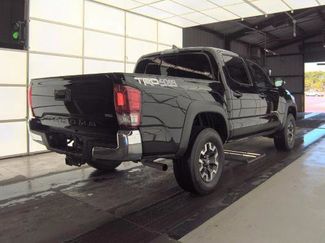 Used 2017 Toyota Tacoma TRD Off-Road w/ Tow Package (A/T) video 2